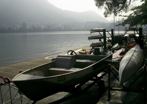 A Lagoa Rodrigo de Freitas é a atual casa do remo carioca.